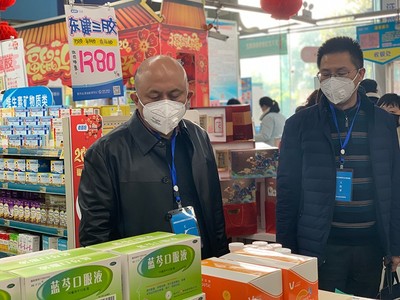 株洲市醫保局督查協議連鎖藥店 協力筑牢疫情防線 規范消毒劑銷售管理